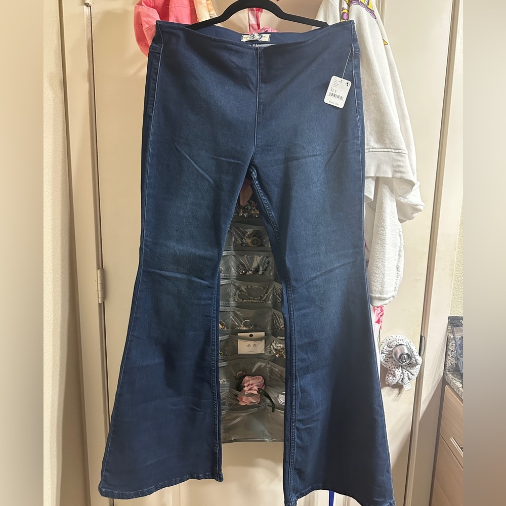 Free People Flat Front Wide Leg Jeans 32 SHORT